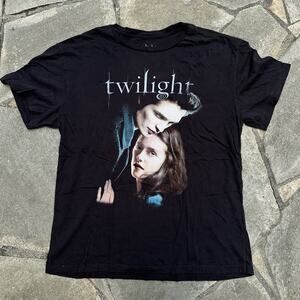 Twilight Shirt 2XL Black Edward Bella Vampire Modern First Movie Tee
